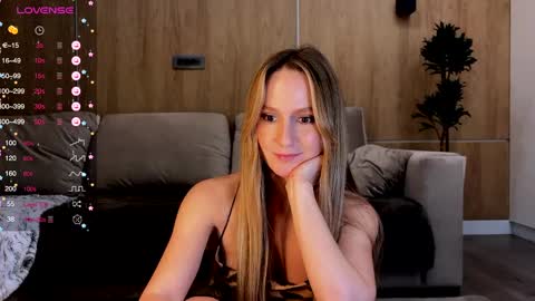 Snapshot of magicpeaach chatting on 02.01.25 magicpeaach online show from 02.01.25