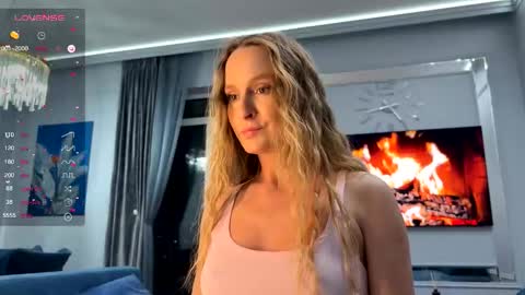 Snapshot of magicpeaach chatting on 03.14.26 magicpeaach online show from 03.14.26