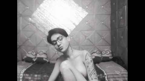 TsKaycee online show from 01.04.25