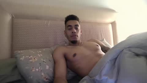 Snapshot of magicsempai chatting on 02.03.25 Magicsempai online show from 02.03.25