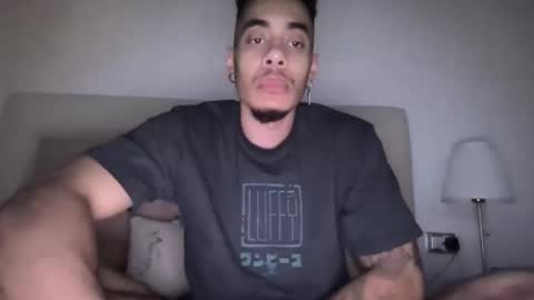 Snapshot of magicsempai chatting on 03.05.25 Magicsempai online show from 03.05.25