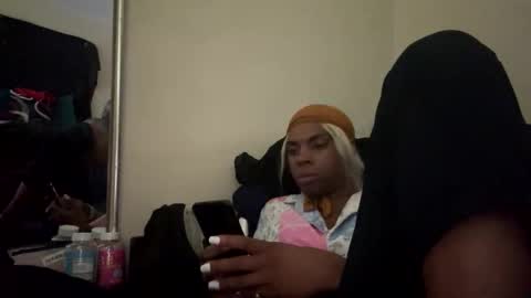 magiicboo online show from 11.13.25