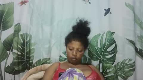 Snapshot of magniah chatting on 01.13.26 magniah online show from 01.13.26