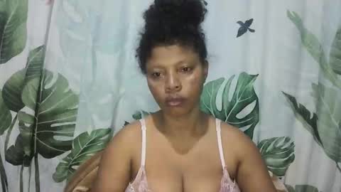 Snapshot of magniah chatting on 01.16.26 magniah online show from 01.16.26