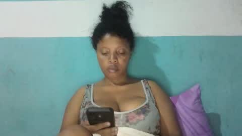 Snapshot of magniah chatting on 02.04.26 magniah online show from 02.04.26