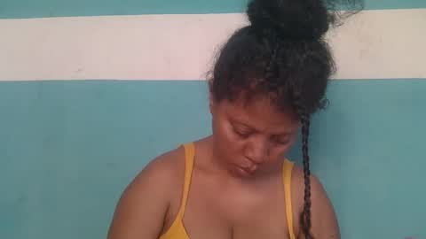 Snapshot of magniah chatting on 02.09.26 magniah online show from 02.09.26