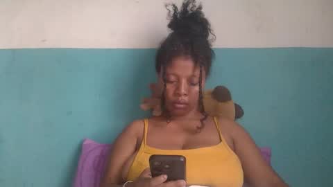 Snapshot of magniah chatting on 02.10.26 magniah online show from 02.10.26