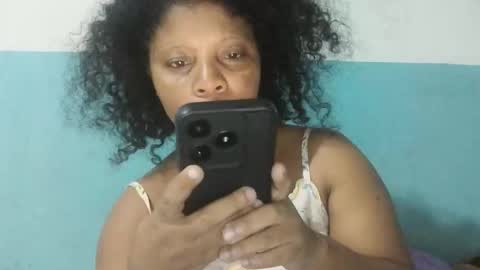 Snapshot of magniah chatting on 02.14.26 magniah online show from 02.14.26