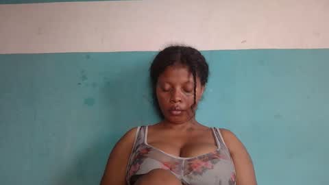 Snapshot of magniah chatting on 02.26.26 magniah online show from 02.26.26