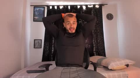 Magnusclark online show from 11.25.25