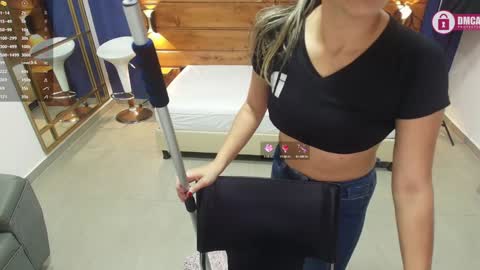 Dani online show from 01.24.25