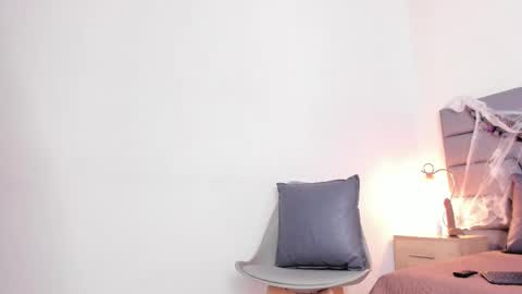 maia_520 online show from 10.14.25