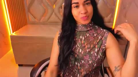 Online 800 to 1400 online show from 12.15.25