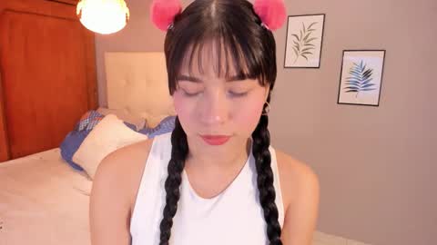 Maia online show from 11.11.25