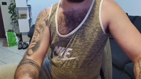 maialinofriuli online show from 11.29.25