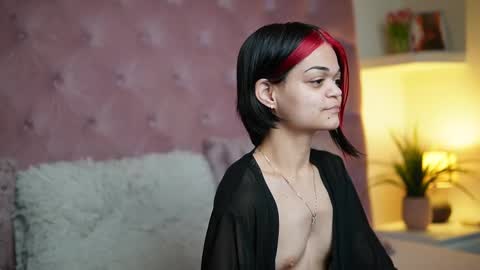  Maia  online show from 12.14.25