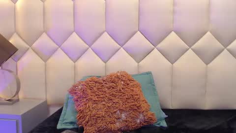 Maia  online show from 02.19.25