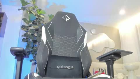 MAICOL  online show from 03.19.26