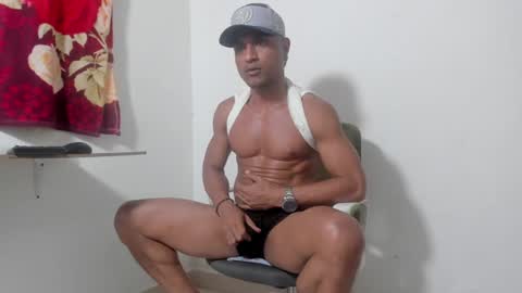 Snapshot of maik_alen chatting on 06.16.26 . Maik Alen . online show from 06.16.26