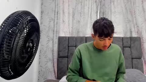 Maikol online show from 12.03.25