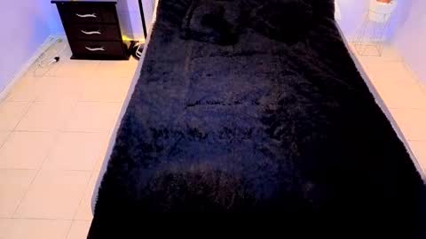 MAITE STONE1 online show from 11.11.25