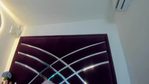 Snapshot of maiteht chatting on 02.13.25 maite online show from 02.13.25