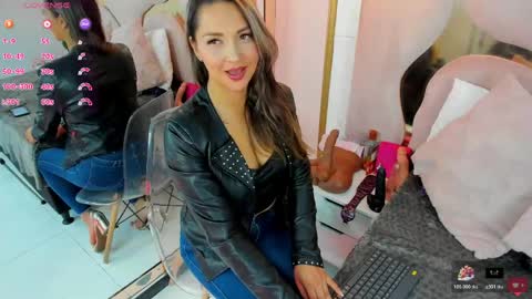 Snapshot of maiyajoness chatting on 06.06.26 maiyajoness online show from 06.06.26