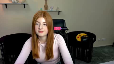 Snapshot of maja_beautiful chatting on 01.29.25 your dream online show from 01.29.25