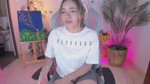 Snapshot of majo_gomez chatting on 12.10.24 Majo online show from 12.10.24