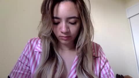 majo_gomezz online show from 05.09.26