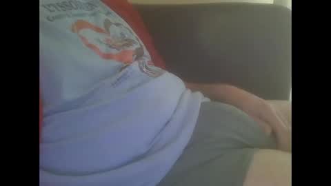 Snapshot of majoster chatting on 12.27.24 majoster online show from 12.27.24