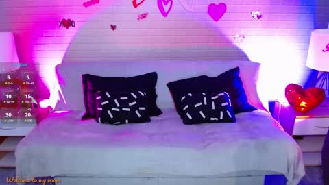 Makarena  online show from 02.12.25