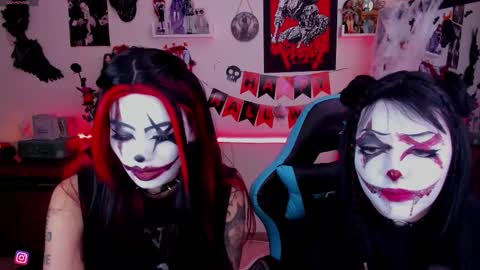 Snapshot of makii_33 chatting on 10.29.25 ... ... online show from 10.29.25