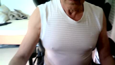 makis8989 online show from 02.18.25