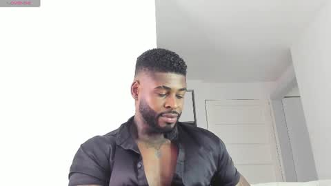 Snapshot of makonneen chatting on 07.11.26 Makonnen online show from 07.11.26