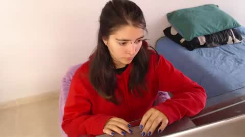 Snapshot of mala_kindle chatting on 06.25.26 Call me Mala independent model online show from 06.25.26