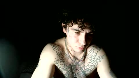 Snapshot of malcolmlow chatting on 01.25.25 MalcolmLow online show from 01.25.25