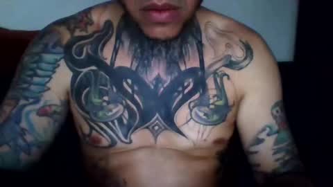 Snapshot of malecocuco chatting on 10.28.25 jay online show from 10.28.25