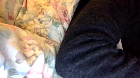 malefrench1 online show from 12.22.25