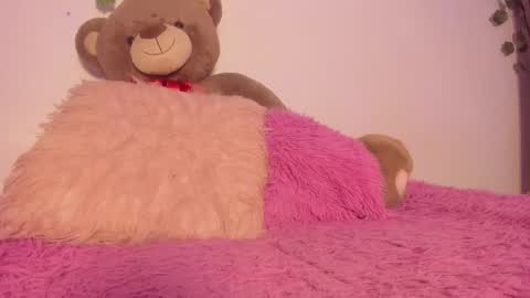 Snapshot of maleja_lovely chatting on 11.30.25 Maria online show from 11.30.25