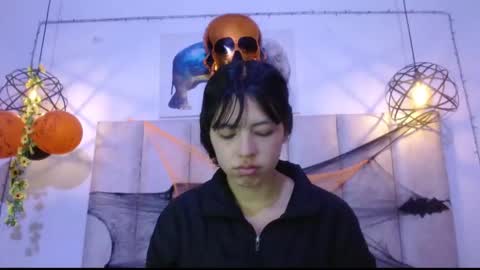 malejacs01 online show from 10.30.25