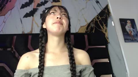 malejacs01 online show from 11.24.25