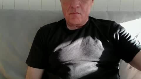 Snapshot of maletoysub chatting on 06.24.26 maletoysub online show from 06.24.26