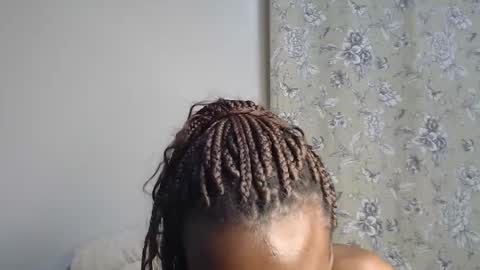 lati online show from 12.20.25