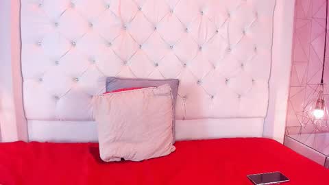 Malika soleil  online show from 02.24.26