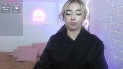 Malory  online show from 10.26.25