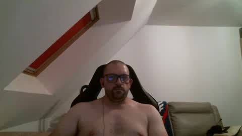Snapshot of malou2927 chatting on 07.26.26 breton online show from 07.26.26