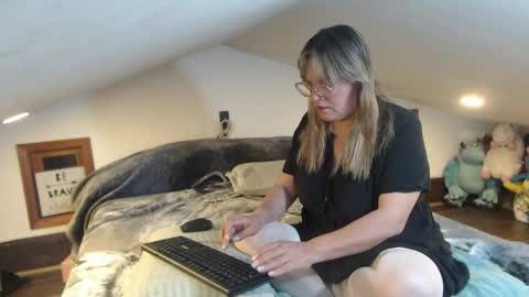 malu_617 online show from 04.02.26