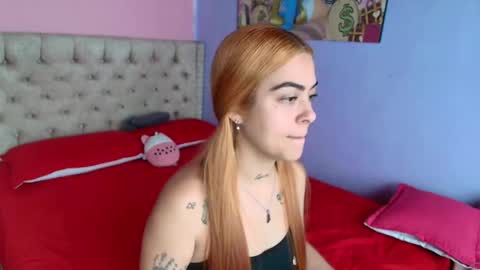 Snapshot of malubiiel chatting on 03.23.26 online show from 03.23.26