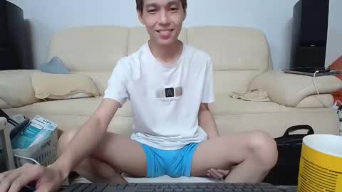 Snapshot of mamagaga19 chatting on 05.01.26 Andrew Ooi online show from 05.01.26